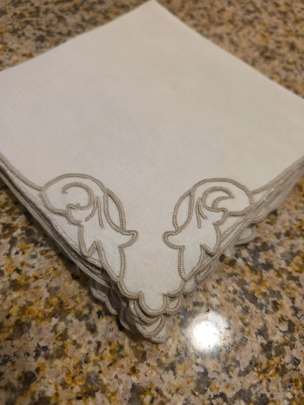 Vintage Cream Colored Table Napkins With Embroidered Cut Out Corners Set Of 4